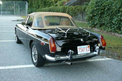 1973 MGB ROADSTER CONVERTIBLE CHROME BUMPERS GREAT DRIVER, image 6