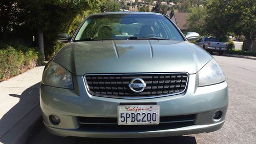 2005 nissan altima se sedan 4-door 3.5l