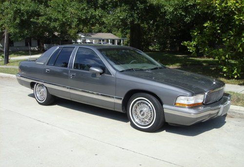 1992 buick roadmaster limited texas car low miles (62k) great cond.