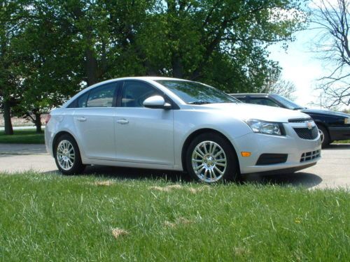 2013 chevrolet cruze eco sedan 4-door 1.4l