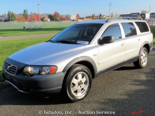 2004 volvo xc70 awd cross country wagon 2.5l leather sunroof a/c 5-spd loaded