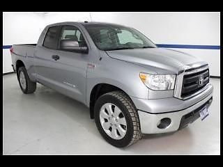 10 toyota tundra four wheel drive crew cab 1 owner, all power and we finance!