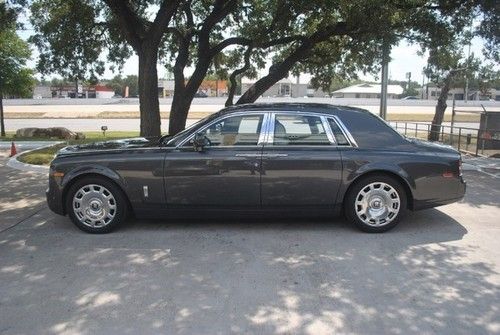 2013 rolls royce phantom sedan factory show car