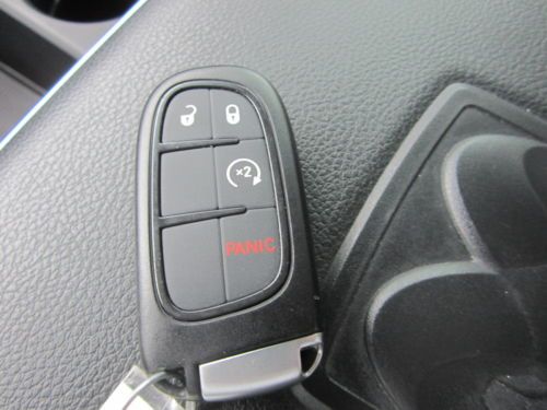 Certfied CrewCab Sport Hemi V8 Navigation RamBox Backup Camera, image 60