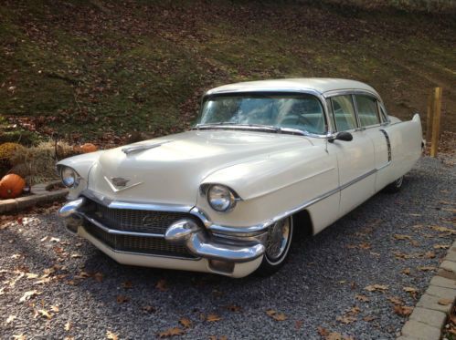 1956 cadillac fleetwood