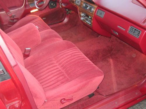 *1990 Pontiac Bonneville Le 20k Original Miles/Original Owner*, image 16