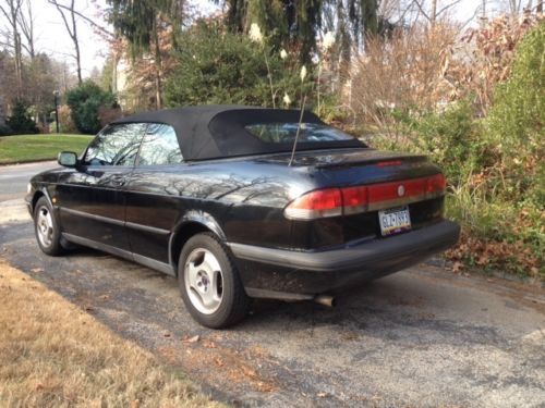 1997 Saab 900S Convertible, image 2