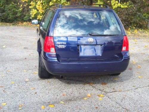 2003 volkswagen jetta gls wagon 4-door 2.0l