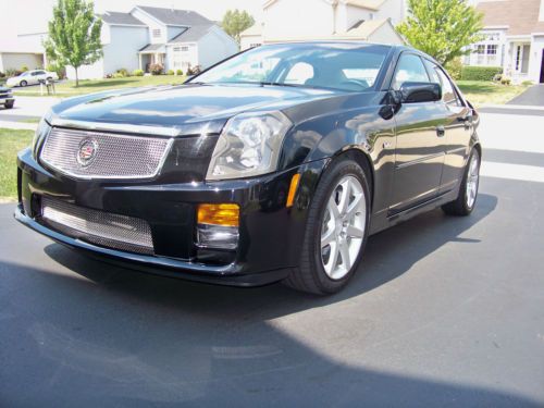 2005 cadillac cts v sedan 4-door 5.7l