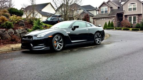 2009 Nissan GT-R Premium Coupe 2-Door 3.8L, US $62,000.00, image 2