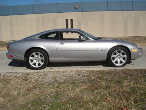 2000 jaguar xk8 base coupe 2-door 4.0l