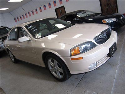 Super sharp (( pearl/ tan...moonroof..v8..loaded ))no reserve