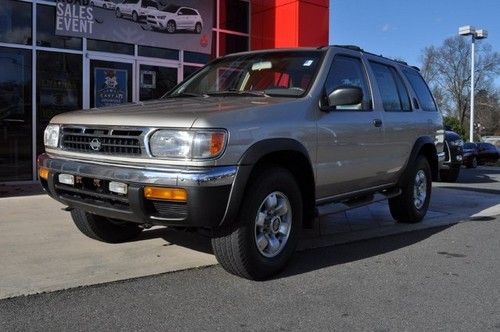 99 pathfinder se 4x4 auto leather roof heated seats