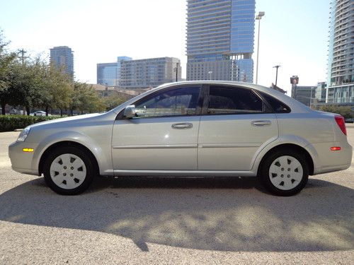 2008 suzuki forenza runs great gas saver clear title cold a/c power windows