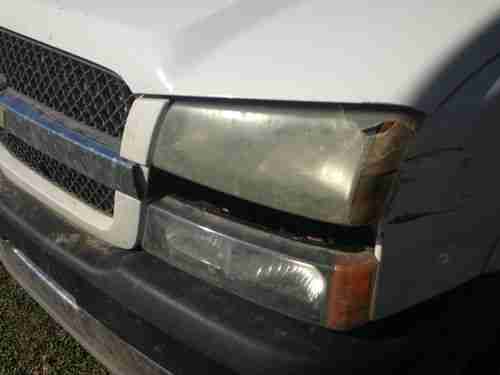 2003 Chevrolet Silverado 2500 HD Base Crew Cab Pickup 4-Door 6.0L, image 2