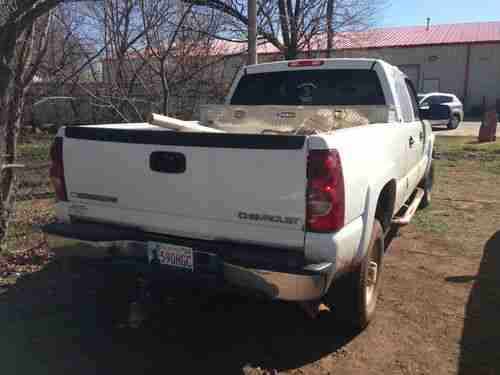 2003 Chevrolet Silverado 2500 HD Base Crew Cab Pickup 4-Door 6.0L, image 3
