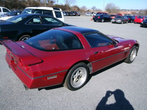 *1984 model chevolet corvette (needs tlc / repair)