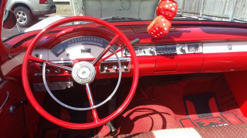 1957 ford fairlane 500 4.8l