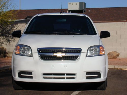 2010 chevrolet aveo ls sedan 4-door 1.6l - great deal