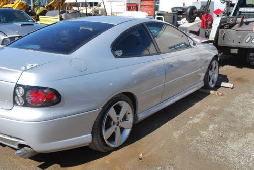 2006 pontiac gto. clean title, motor runs.