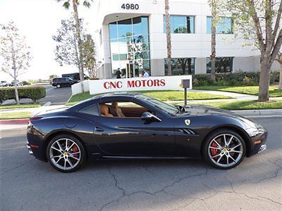 2011 ferrari california in pozzi blue / low miles / loaded / 5 in stock