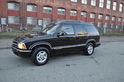 1997 chevy blazer ls-4.3l v6-4x4-4door-"rare" imperial high top conversion-l@@k