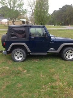 2005 jeep wrangler sport sport utility 2-door 4.0l, super clean!!!!