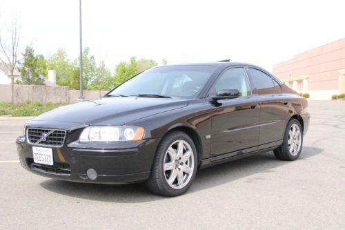 2005 volvo s60 2.5t, only 61k mi, don&#039;t miss!