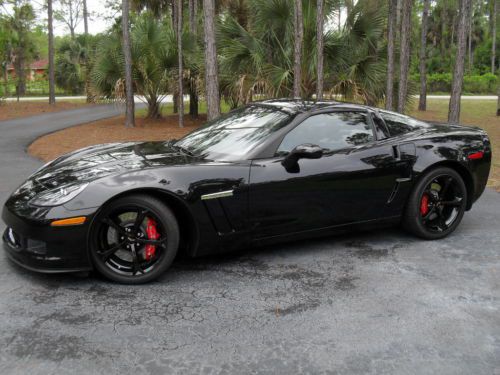 2013 corvette grand soprt 6spd like new cond 2900 miles