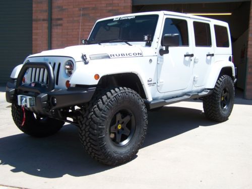 14 rubicon unlimited white body colored hardtop leather 430n nav bt 3.6 285hp
