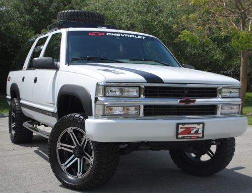 1996 suburban 1500 ls 5.7l v8 vortec, 4x4, 20&#034; new wheels, like new, no reserve.