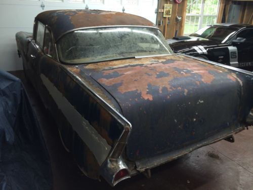 1957 CHEVY BELAIR HARDTOP COUPE STICK PROJECT CAR GARAGE FIND 210 150, image 3