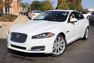 3.0 xf awd dealer demo like new premium and cold weather pkgs carfax certified