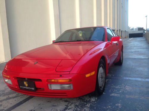 Porsche 944 s2