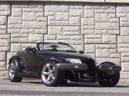Awesome 1999 plymouth prowler 1 of 799 low miles triple black ready to enjoy!