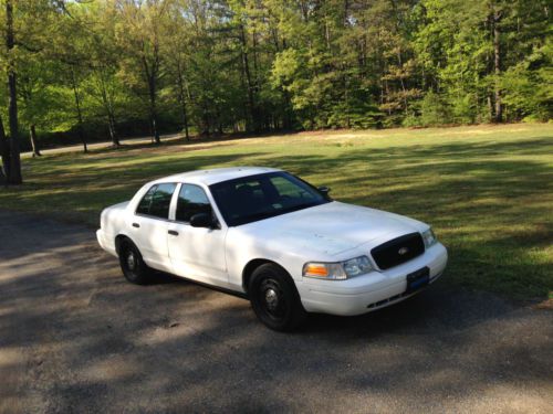 2007 ford crown victoria runs perfect!