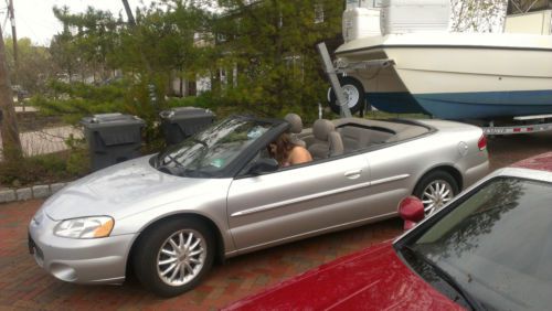 2002 chrysler sebring lxi convertible 2-door 2.7l