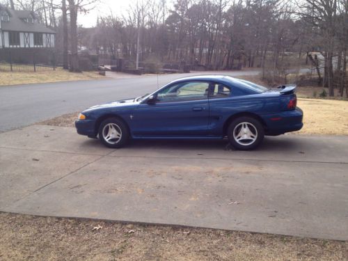 1998 ford mustang base coupe 2-door 3.8l