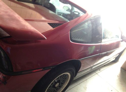 Rare 1987 pontiac fiero gt v6, 2.8 liter + bonus