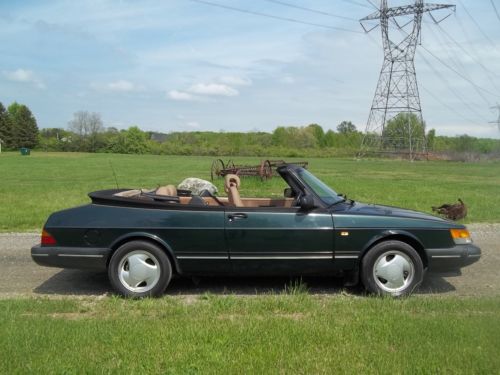 1993 Saab 900 Turbo Convertible 2-Door 2.0L, image 2