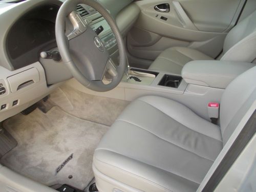 Pristine Camry Hybrid, 50th Anniversary, Silver, leather, 38K original owner, US $15,000.00, image 4