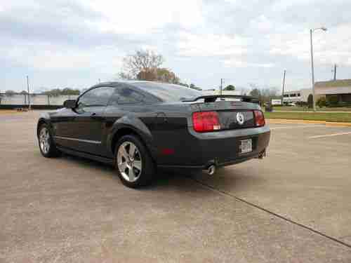2007 Mustang GT 5  Speed, Excellent condition! Detailer maintained Female Driven, image 7