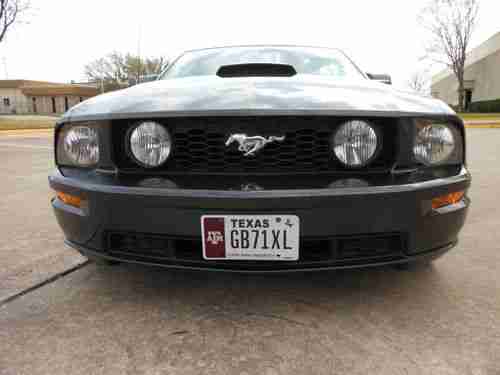 2007 Mustang GT 5  Speed, Excellent condition! Detailer maintained Female Driven, image 8
