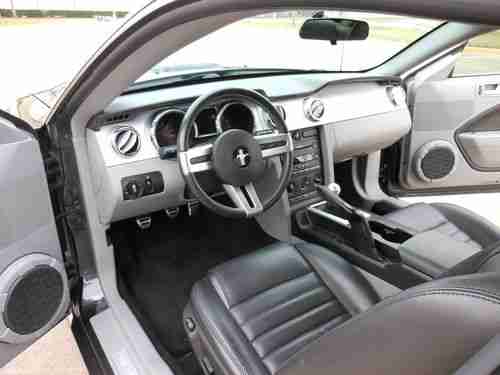 2007 Mustang GT 5  Speed, Excellent condition! Detailer maintained Female Driven, image 10