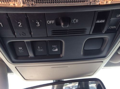 SR5/LIMITED/TRAIL One owner  Low Reserve 4x4 Low miles, US $29,600.00, image 17