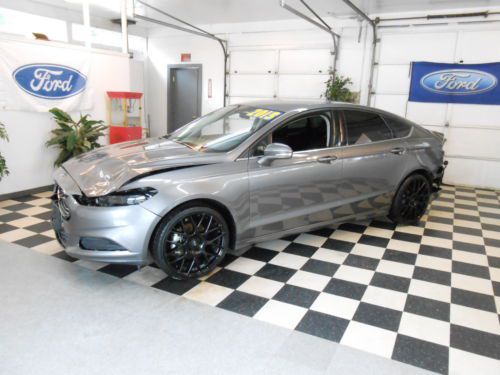 2013 Ford Fusion SE 15K NO RESERVE Salvage Rebuildable Damaged Repairable, image 2