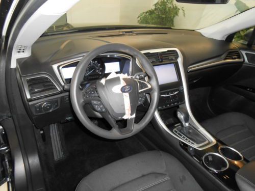 2013 Ford Fusion SE 15K NO RESERVE Salvage Rebuildable Damaged Repairable, image 26