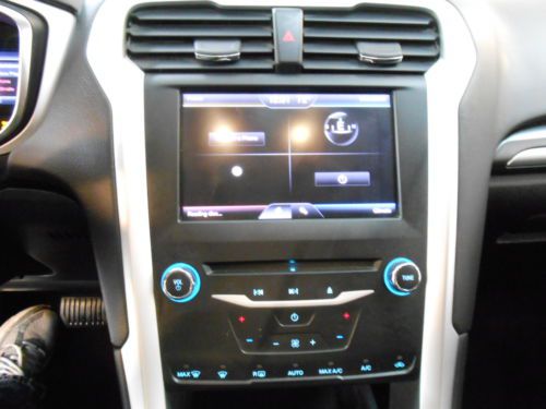 2013 Ford Fusion SE 15K NO RESERVE Salvage Rebuildable Damaged Repairable, image 32