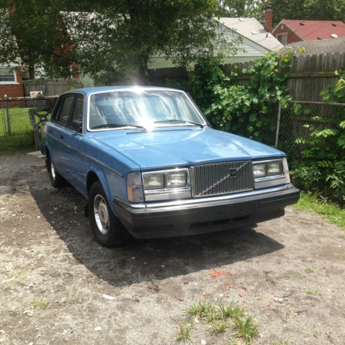 1985 volvo 4 door:dl