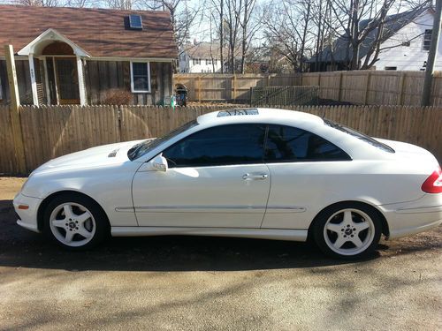 2004 clk 500 coupe white